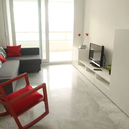 Gemelos 28 Blueline 2bd * Μπένιντορμ